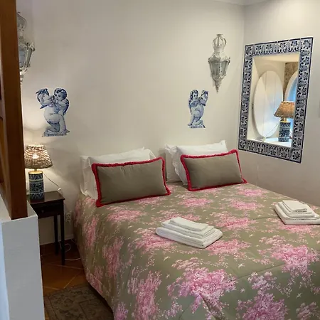Estefania, 招待所 4*