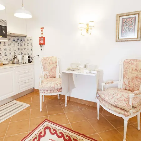 Estefania, Gæstehus