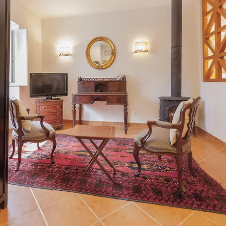Estefania, Penzion 4*